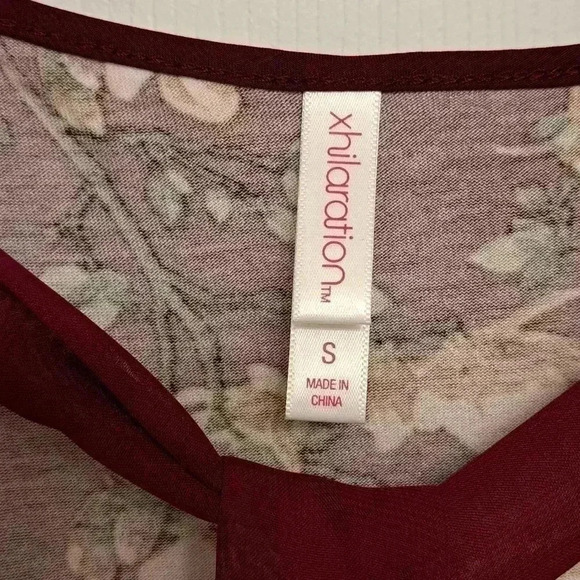 ❤️ Pretty Xhilaration Burgandy Floral Dress Small Bell Sleeve Long Sleeved - Picture 3 of 8